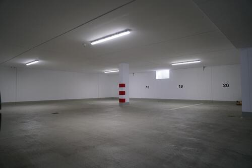 Foto - Tiefgaragenstellplatz -MITTEN IN VERL ZU VERMIETEN