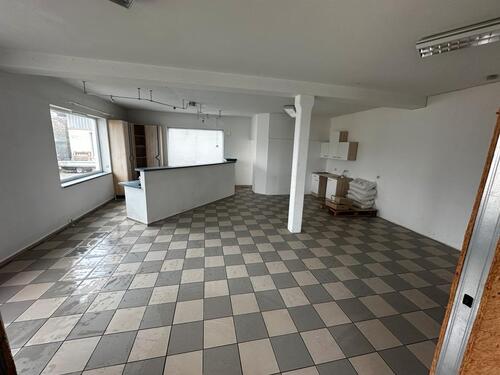 Foto - Gewerbefläche mit Theke Vilshofen an der DonauPleinting