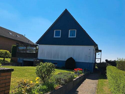 Foto - Freistehendes Einfamilienhaus in Oelber a. w. Wg.
