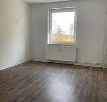Moderne 2-Zimmer-Wohnung mit Balkon in toller Lage. - Hannover Herrenhausen-Stöcken