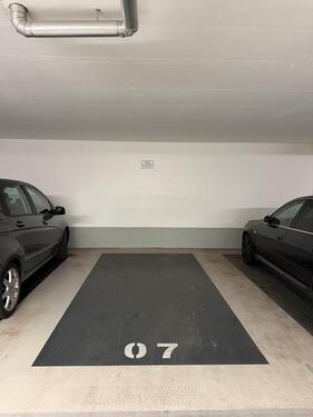 Foto - Parkplatz Frankfurt Flughafen günstig – Tiefgarage