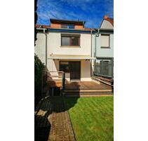 Zukunftssicher saniertes Reihenmittelhaus zum sofort Bezug - Merseburg