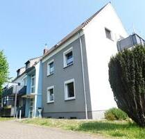 Gemütliche 2-Zi.-Whg. mit neuem Bad, neuem Boden und sonnigem Balkon - Hilden Forstbach