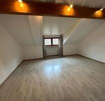 3,5 Zimmer Maisonette-Wohnung - 1.050,00&nbsp;EUR Kaltmiete, ca.&nbsp; 94,00&nbsp;m&sup2; in Schopfheim (PLZ: 79650)