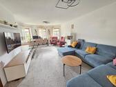 Foto - 3-Zimmer-ruhige-helle Wohnung (88,92)- mit Balkon-EBK-
