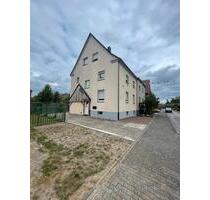 Mehrgenerationenhaus mit zwei Wohnungen und großen Garten - Olfen