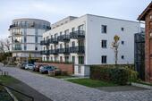Foto - Erstbezug - 2-Zimmer-Wohnung in Nauen, EBK, Terrasse, ruhig im Innenhof gelegen