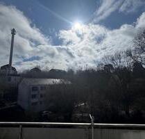 Gemütliche 3-Zimmer-Dachgeschosswohnung mit Balkon & Einbauküche - Uslar