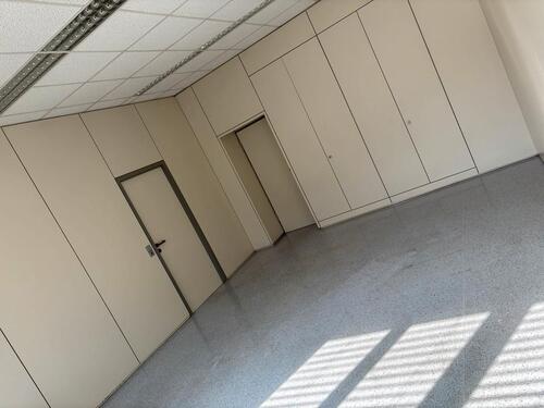 Foto - Büroraum zu vermieten - 463,00&nbsp;EUR Kaltmiete, ca.&nbsp; 6,00&nbsp;m&sup2;