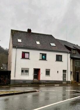 Foto - 7 Zimmer Mehrfamilienhaus, Wohnhaus zum Kaufen in Blieskastel