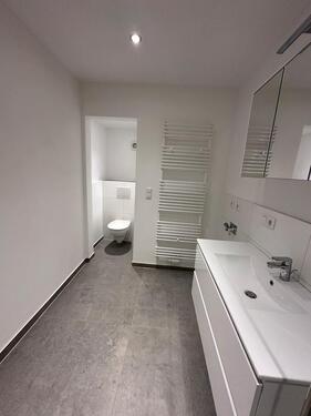 Foto - Wunderschöne frisch sanierte 2 Zimmerwohnung mit 75qm