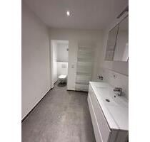 Wunderschöne frisch sanierte 2 Zimmerwohnung mit 75qm - Neustadt bei Coburg