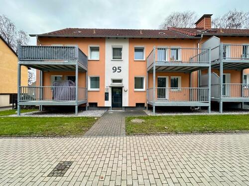 Foto - Reinkommen und Wohlfühlen: 2-Zimmer-Stadtwohnung mit bodengleicher Dusche.