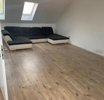 Vermietung einer renovierten 1 12-Zimmer -Wohnung mit 44 qm Lam - Krefeld