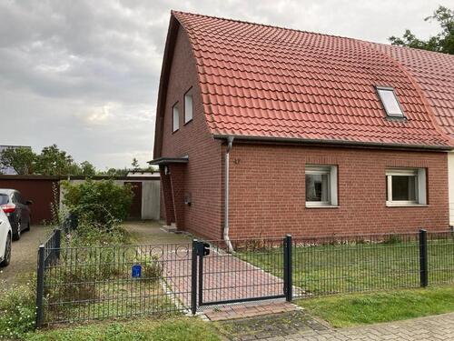 Foto - Einfamilienhaus mit großem Garten und Garage in Wietze