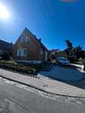 Foto - Freistehendes Einfamilienhaus mit großem Grundstück