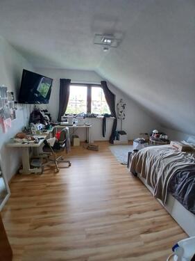 Foto - Zwischenmiete: Helle 1,5-Zimmer-Wohnung mit Süd-Balkon