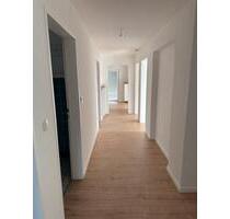 Schöne großzügige 3,5 Zimmer DG-Wohnung in ruhiger Lage Kl-Linden - Gießen