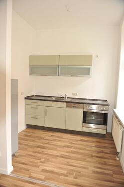 Foto - Hübsche, sanierte 2-Zimmer-Wohnung mit schicker Einbauküche und Balkon!