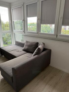 Foto - Helles modernes 1 Zimmer-Appartement, teilmöbliert