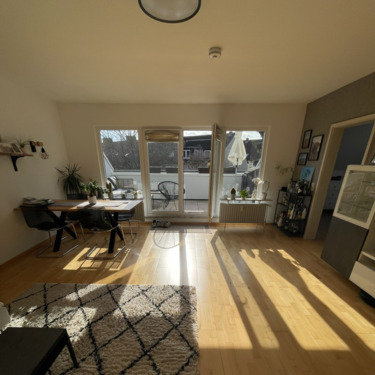 Foto - 3-Zimmer Wohnung mit Terrasse, Küche, Bad und Privat-Stellplatz