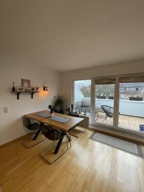 Foto - 3 Zimmer Dachgeschoßwohnung zur Miete in Hannover