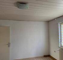 Haus zur vermieten 5 Minuten zu Fuß von der Stadt Kaltmiete 800€ - Sankt Ingbert