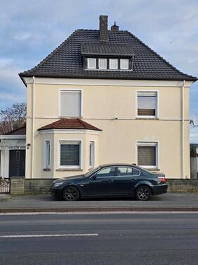 Foto - Zweifamilienhaus mit viel Platz, Garten & Garage