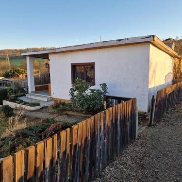 Foto - Pachtgarten (389 m²) mit massivem Gartenhaus & schöner Aussicht