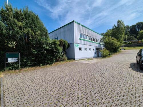 Foto - Gewerbehalle 1000 qm - 3.800,00&nbsp;EUR Kaltmiete, ca.&nbsp; 1.000,00&nbsp;m&sup2;