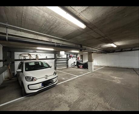 Foto - Tiefgaragen Stellplatz für Kleinfahrzeuge