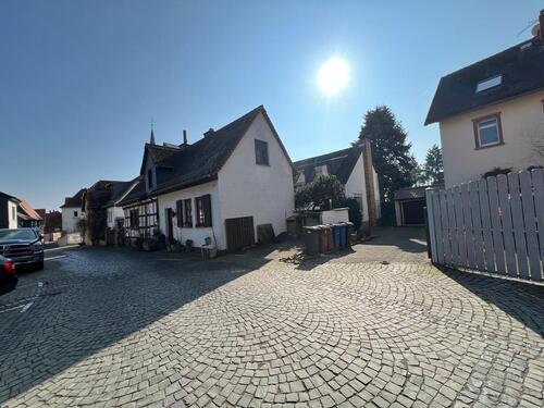 Foto - 7 Zimmer Einfamilienhaus zum Kaufen in Oberursel (Taunus)