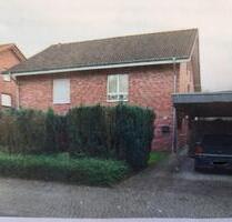 Doppelhaushälfte mit Carport in Borken