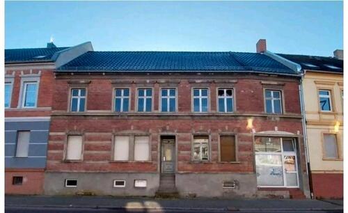 Foto - Mehrfamilienhaus mit Grundstück und Gewerbeeinheit im Erdgeschoss