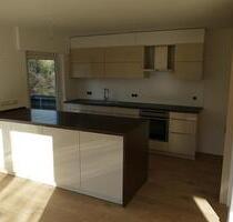 Vermietung: 3,5 Zimmer Wohnung mit EBK, Balkon und Keller - Nagold