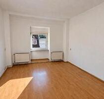 Charmante 3,5-Zimmer-Altbauwohnung mit Balkon & eigenem Dachboden - Magdeburg Nordwest