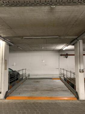 Foto - Tiefgaragenstellplatz West - 55,00 EUR Miete,