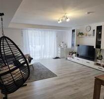Markt Einersheim:Schöne renovierte 2Z Souterrainwohnung mit EBk und Terrasse - Rödelsee