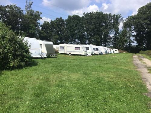 Foto - Wohnwagenstellplatz - 450,00&nbsp;EUR Miete,