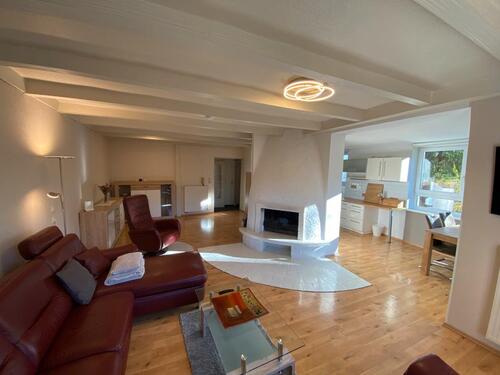 Foto - Wohnung 3,5 Zimmer, möbliert, Südbalkon, Warmmiete ab 1200.-