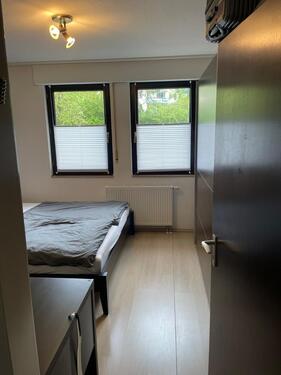 Foto - Helles WG-Zimmer mit guter Anbindung nach Köln