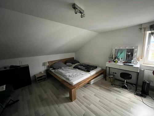 Foto - Dachgeschoss Wohnung - 1.170,00&nbsp;EUR Kaltmiete, ca.&nbsp; 65,00&nbsp;m&sup2;