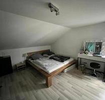 Dachgeschoss Wohnung - 1.170,00&nbsp;EUR Kaltmiete, ca.&nbsp; 65,00&nbsp;m&sup2; in Plüderhausen (PLZ: 73655)