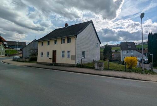 Foto - Einfamilienhaus - 49.000,00&nbsp;EUR Kaufpreis, ca.&nbsp; 180,00&nbsp;m&sup2;