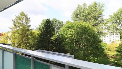 Foto - Große 3-Zimmer-Wohnung mit Balkon mit bester Sicht