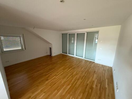 Foto - Schwaikheim: DG-3 Zimmer Wohnung zu vermieten