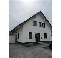 Attraktive 3 Zimmer Wohnung im EG mit Garten & Garage - Langerwehe