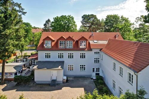 Foto - **3-Zimmer-Wohnung mit Terrasse, kleinem Garten und Stellplatz**