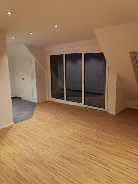 Foto - Vermiete 3 Zimmer Wohnung mit Balkon und Garagenstellplatz, EBK