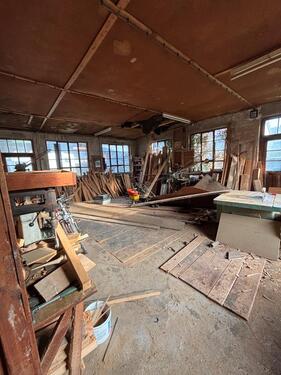 Foto - Lagerhalle Abstellfläche & Werkstätten zu vermieten